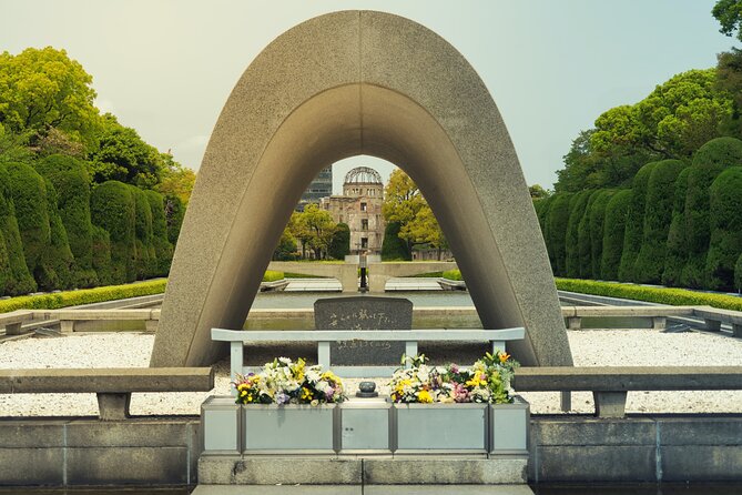 The Peace Memorial to Miyajima : Icons of Peace and Beauty - Customer Reviews