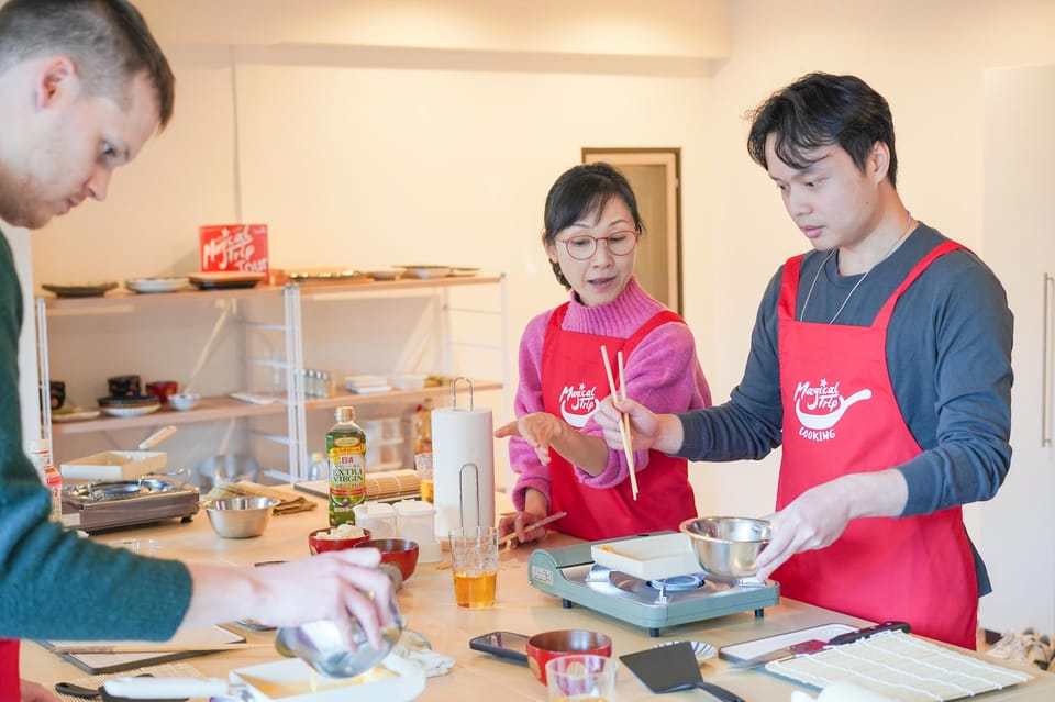 Tokyo: Sushi Cooking Class With Sake Tasting - Logistics