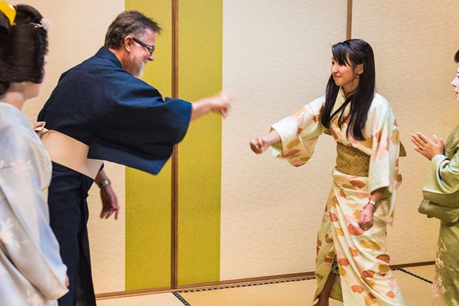 Authentic Geisha Performance With Kaiseki Dinner in Tokyo - Common questions