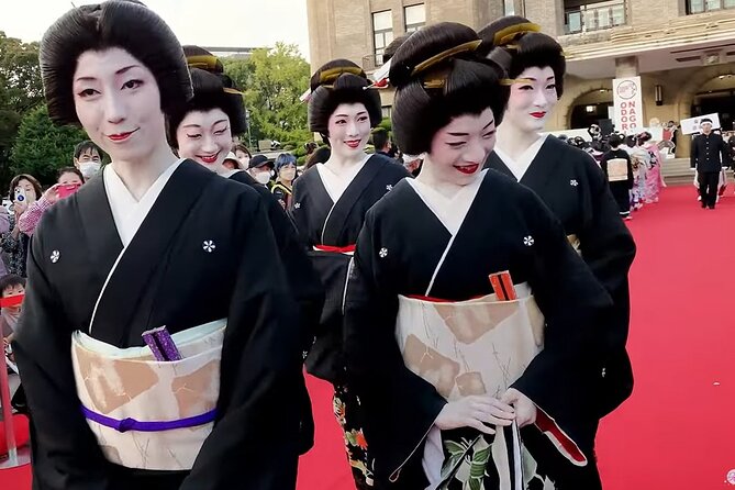 Guided Geisha and Kabuki Style Dance Performance in Nagoya - Tour Group Size