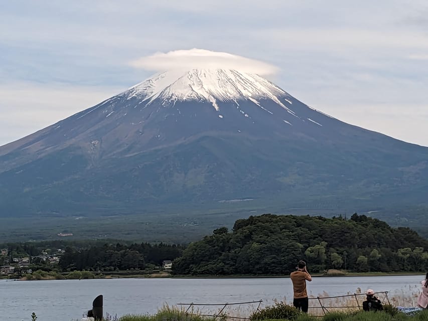 One Day 10hrs Mount Fuji Tour English Speaking Driver - Common questions