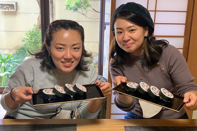Private Adorable Sushi Roll Art Class in Kyoto - Reviews and Ratings