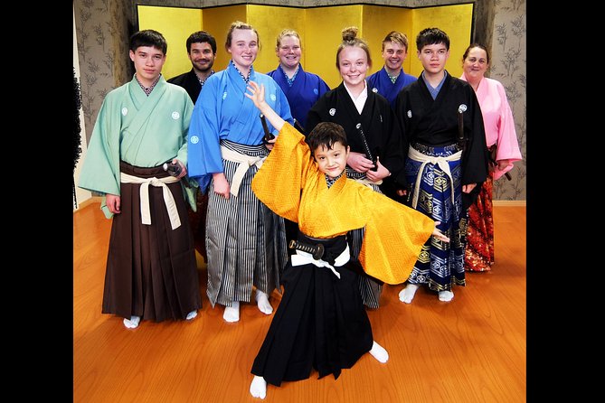 Samurai School in Kyoto: Samurai for a Day - Dressing up as a Samurai