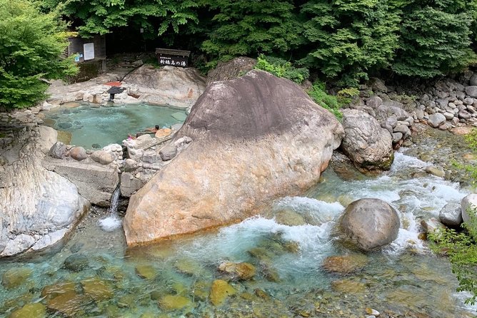 Shirakawago (UNESCO World Heritage) / Hot Springs (Onsen) / Hiking / 1-Day Tour - Pricing Information