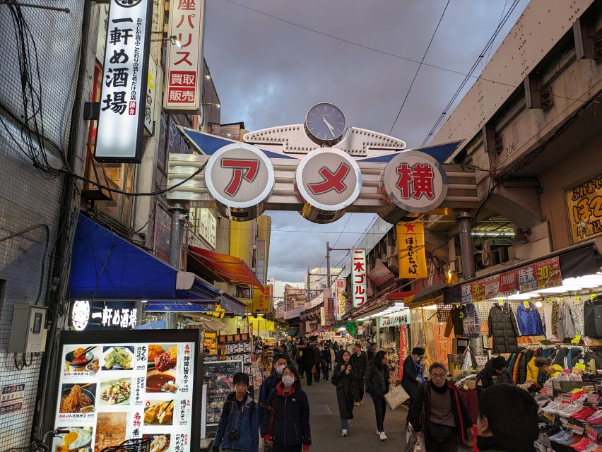 Tokyo Japanese Food Hopping Tour in Ueno Ameyoko at Night - Highlights