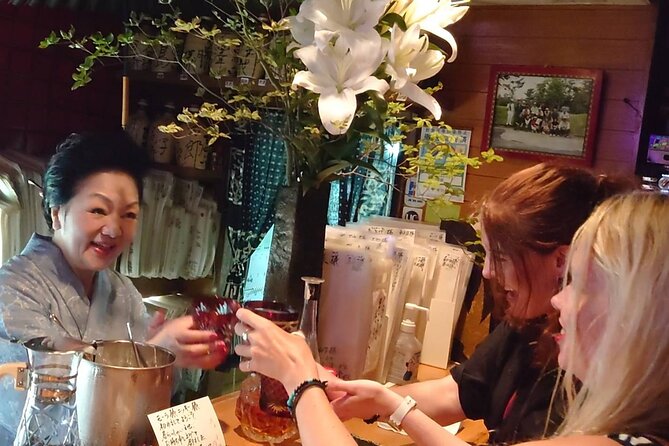 Tokyo:Yokocho Walking and Japanese Pub Crawl Tour - Local Cuisine Sampling