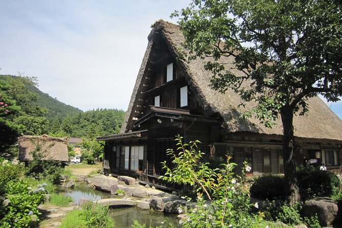 Weekend Only! World Heritage Shirakawago Day Bus Tour From Kanazawa Station - Expectations and Highlights