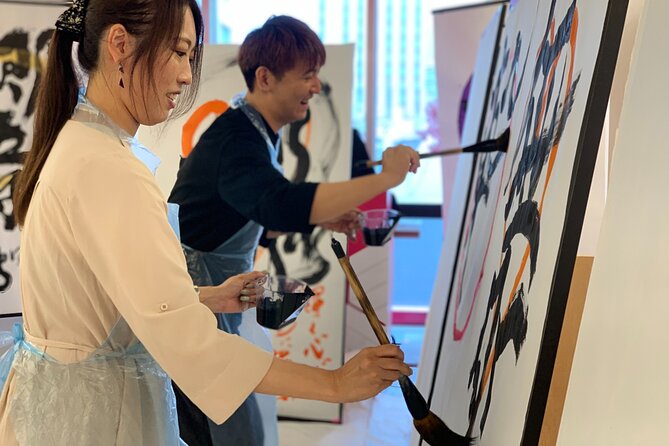 45 Minutes Taisho Art Class and Live Performance in Asakusa Tokyo - Creating Personal Art Pieces