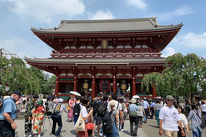 Asakusa: Ultimate 3-Geisha Experience for a Group of up to 4 People After a History Tour - Three-Star Reviews