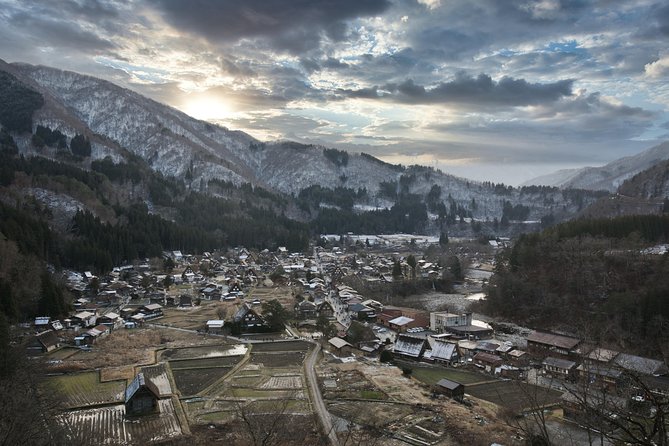 Gokayama and Shirakawago Photoshoot by Professional Photographer - Date Selection and Cancellation