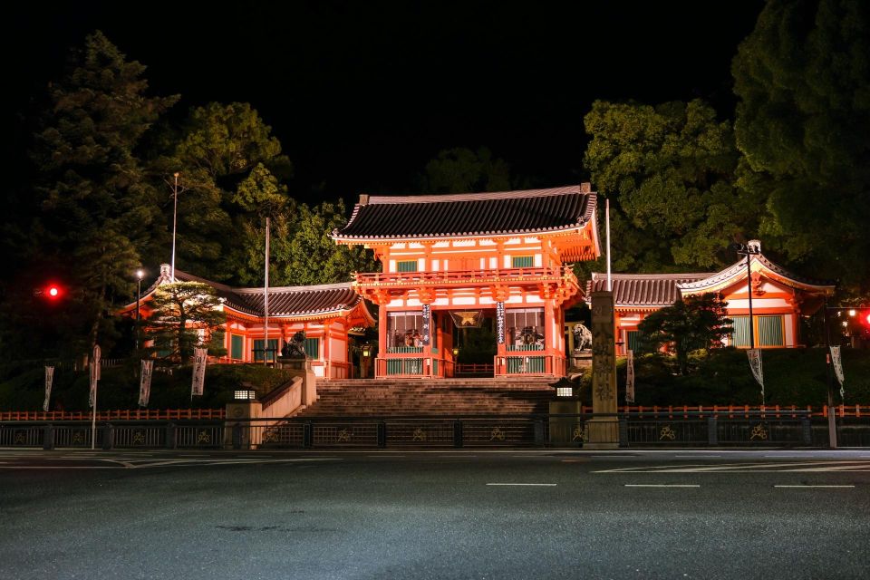 Kyoto: Gion District Highlights & Hidden Gems Walking Tour - Kodaiji Temple: Zen Serenity