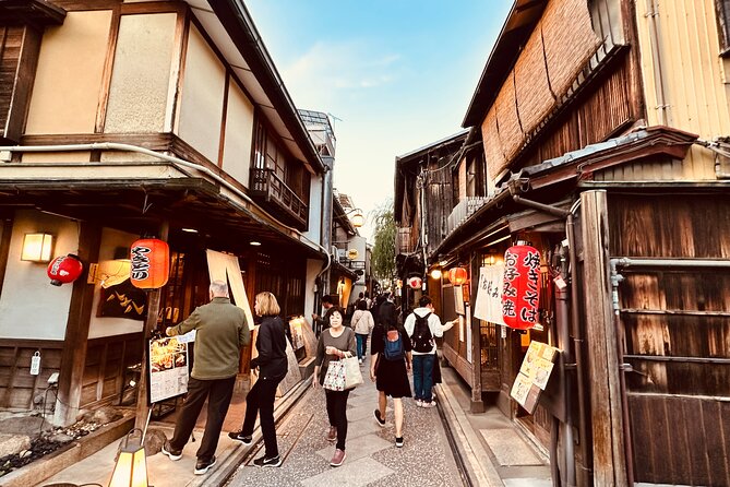 Kyoto : Pontocho All-Including Evening Local Food Tour Adventure - Accessibility Details