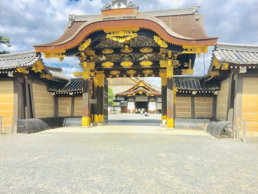 Kyoto: Tour to Kyoto Imperial Palace and Nijo Castle - Immerse in Kyotos Heritage