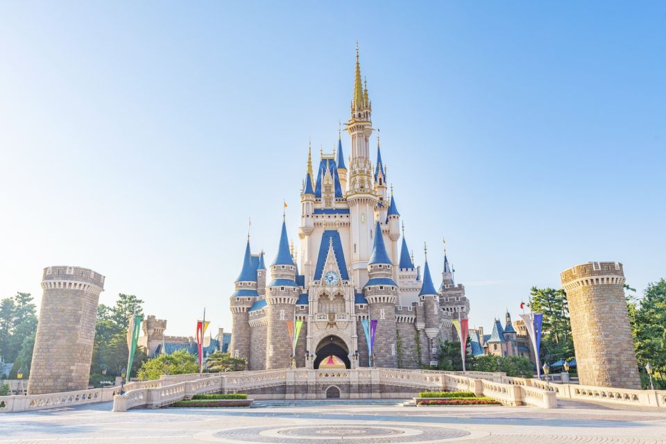 Tokyo Disneyland: 1-Day Entry Ticket and Private Transfer - Last Words