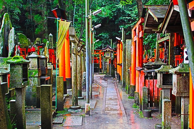 Fushimi Inari Shrine: Explore the 1,000 Torii Gates on an Audio Walking Tour - Tour Duration