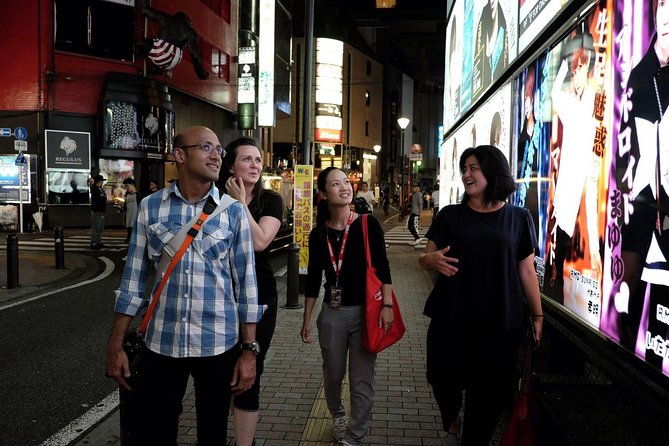 Tokyo Shinjuku Drinks and Neon Nights 3-Hour Small-Group Tour - Common questions