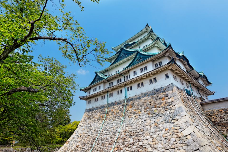 From Osaka: Himeji Castle, Kokoen Garden and Temple Visit - Just The Basics