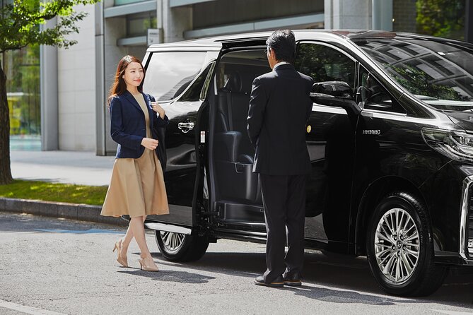 Private Transfer From Haneda Airport to Tokyo - Just The Basics